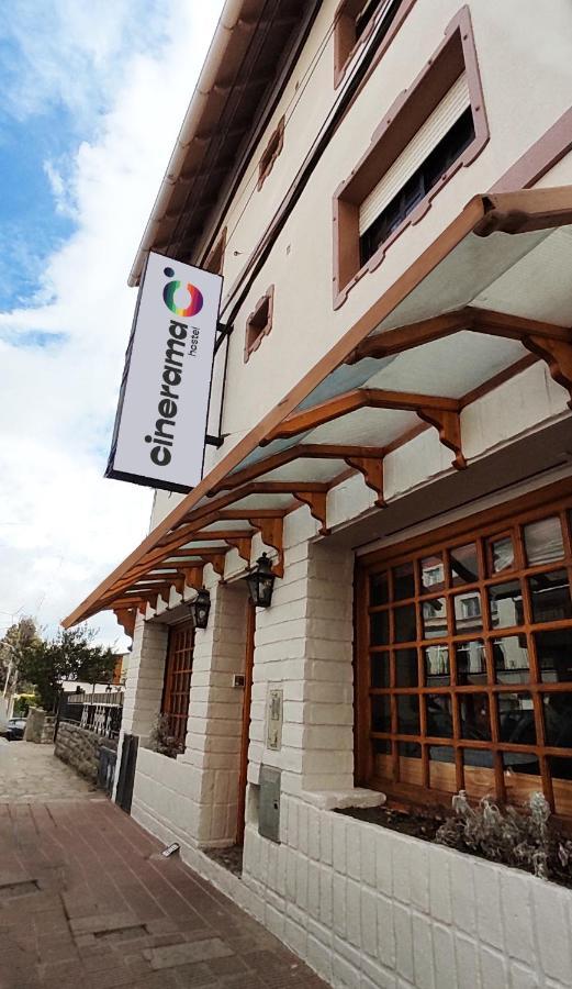 Cinerama Hostel Bariloche Zewnętrze zdjęcie