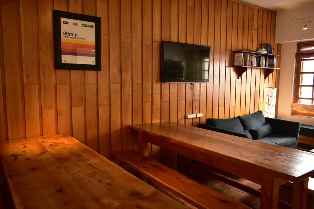 Cinerama Hostel Bariloche Zewnętrze zdjęcie