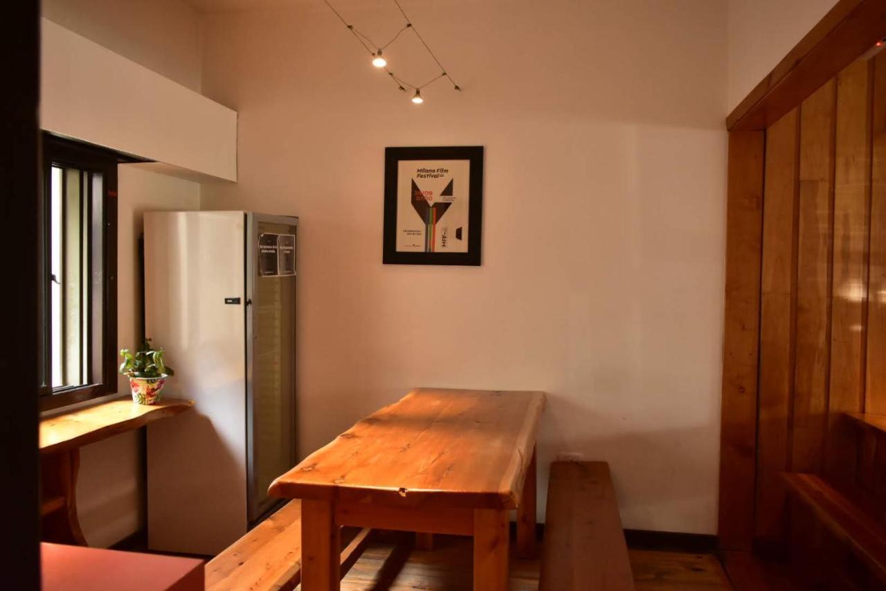 Cinerama Hostel Bariloche Zewnętrze zdjęcie