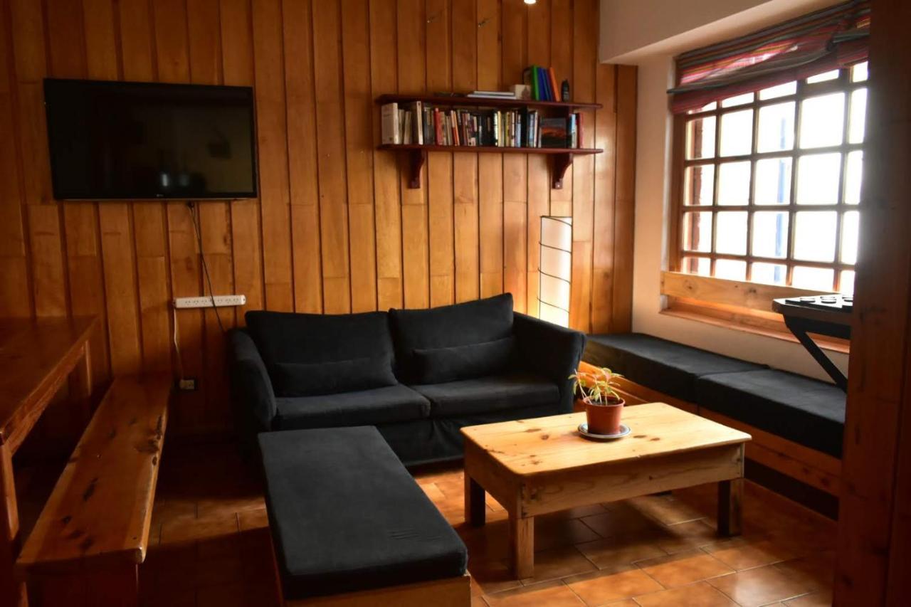 Cinerama Hostel Bariloche Zewnętrze zdjęcie