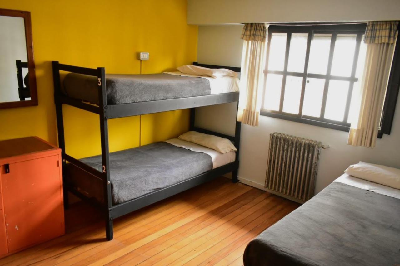 Cinerama Hostel Bariloche Zewnętrze zdjęcie