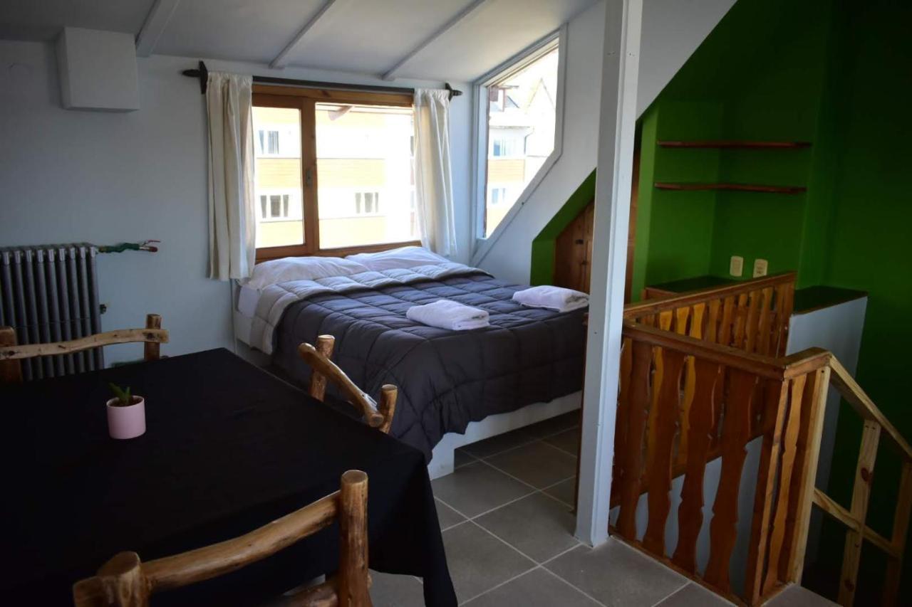 Cinerama Hostel Bariloche Zewnętrze zdjęcie